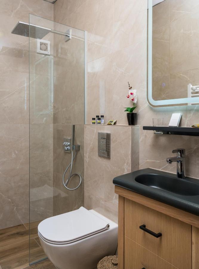 Anna Boutique Apartment كاتو ذاراتسو المظهر الخارجي الصورة