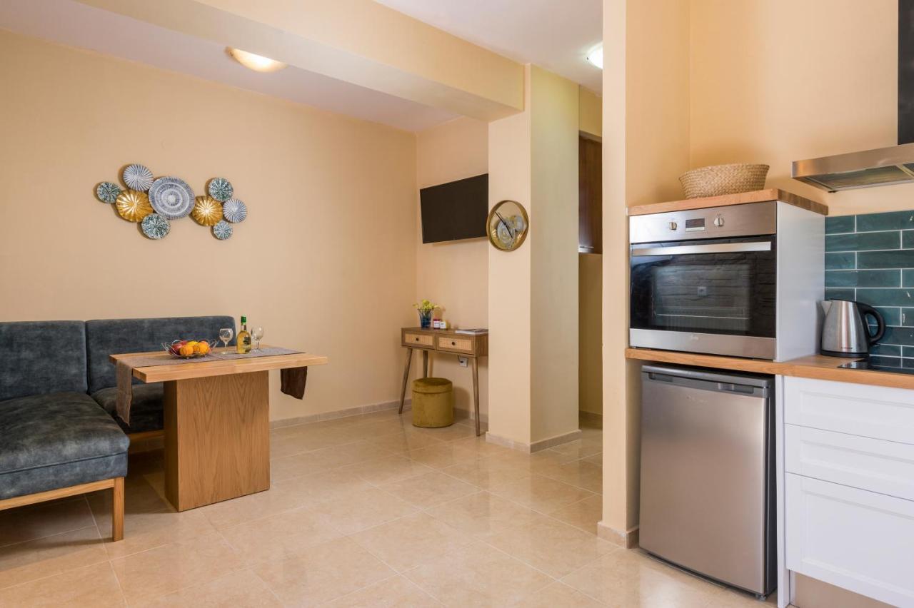 Anna Boutique Apartment كاتو ذاراتسو المظهر الخارجي الصورة